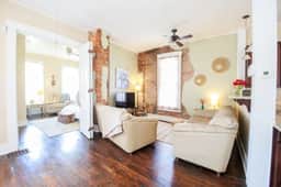 Charming 1800's Tiny Cottage | Walk to Lucas Oil!