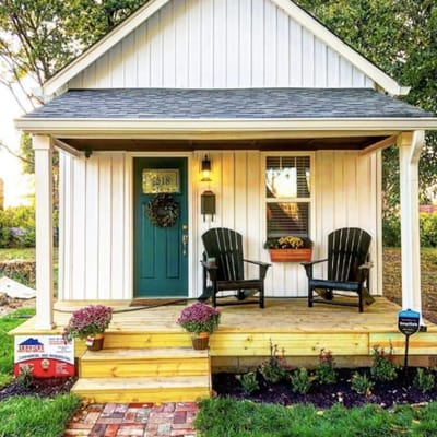 Cottage on Columbia