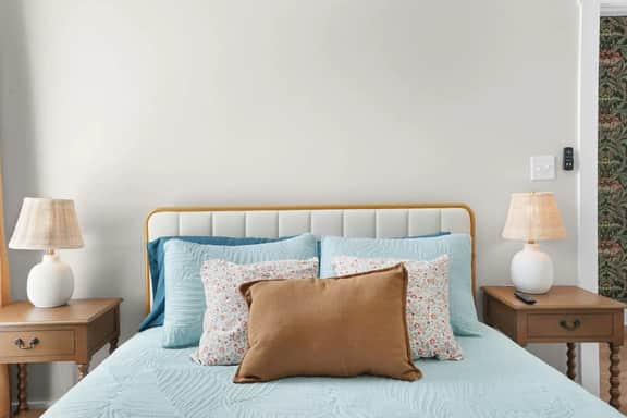 Chic Downtown Franklin Condo-Sleeps 6!